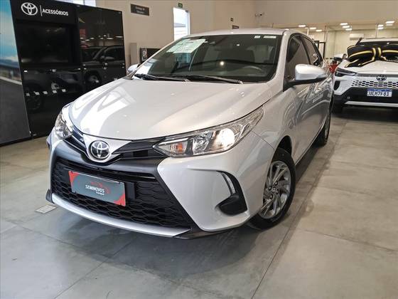 TOYOTA YARIS 1.5 16V FLEX XS MULTIDRIVE TOYOTA YARIS 1.5 16V FLEX XS MULTIDRIVE